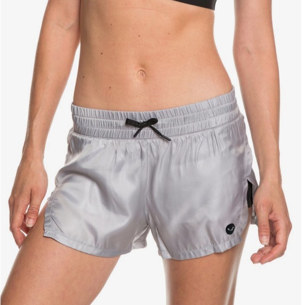Roxy Workout Silver Shorts - Picture 2 of 7